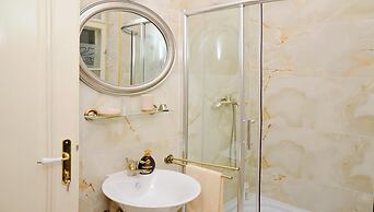 Apartments & Rooms Flowers