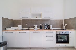 Flowers Premium Apartments & Rooms
