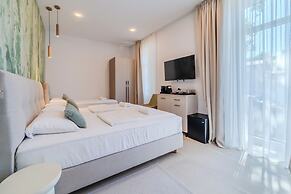 Flowers Premium Apartments & Rooms