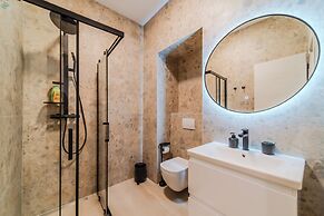 Flowers Premium Apartments & Rooms