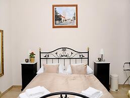 Apartments & Rooms Flowers