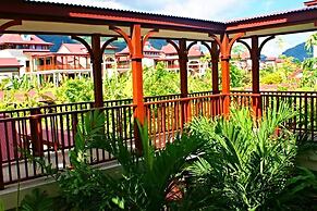Eden Island, Beach front, Luxury, 3 Bed Ensuite, WiFi