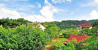 Eden Island, Beach front, Luxury, 3 Bed Ensuite, WiFi