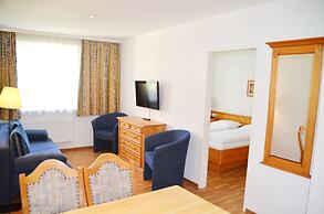 Neue Post Apartments