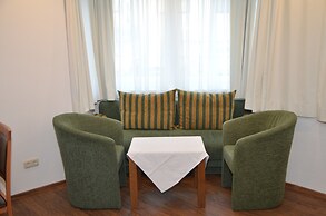 Neue Post Apartments