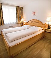 Neue Post Apartments