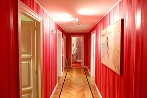 Home2Rome - Trastevere Roma Libera