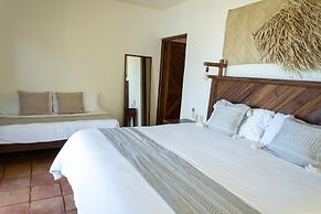 Casa Manzanillo Boutique Hotel