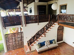 Casa Manzanillo Boutique Hotel