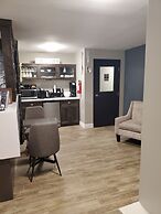 Newfound Inn & Suites