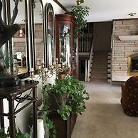 Deal's Bed & Breakfast Inn