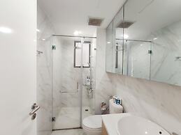 Blue Fingers Rivergate