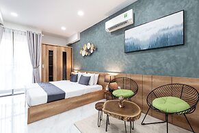 Blue Fingers Rivergate