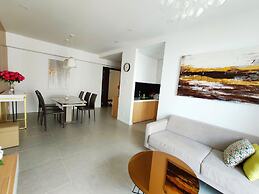 Blue Fingers Rivergate