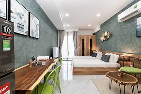 Blue Fingers Rivergate