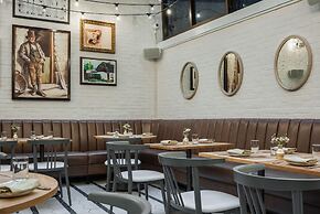 Merrion Row Hotel and Public House