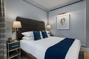 Merrion Row Hotel and Public House