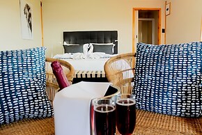 La Montagne Guest Lodge