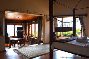 La Montagne Guest Lodge