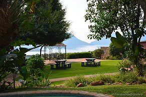 La Montagne Guest Lodge