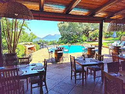 La Montagne Guest Lodge