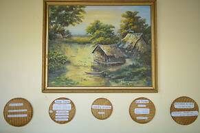 Alyssa's Garden Home