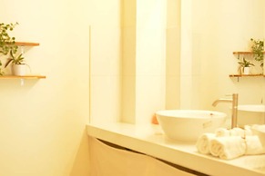 Alyssa's Garden Home