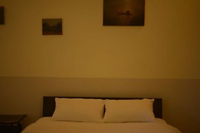 Alyssa's Garden Home