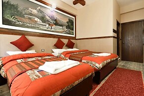 Hotel Forest Lake Backpackers' Hostel