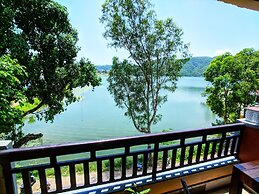 Hotel Forest Lake Backpackers' Hostel