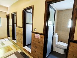 Hotel Forest Lake Backpackers' Hostel