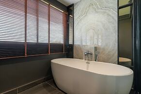 Lnimman  Chiangmai Boutique Hotel
