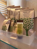 THE MONNA LISA RESORT