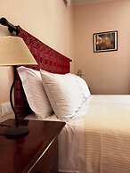 THE MONNA LISA RESORT