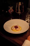 THE MONNA LISA RESORT