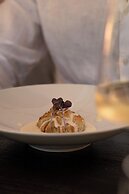 THE MONNA LISA RESORT