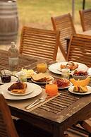 THE MONNA LISA RESORT