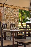 THE MONNA LISA RESORT