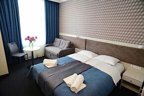 Voyage Hotel