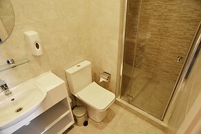 Voyage Hotel
