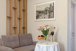 Voyage Hotel
