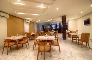 Hotel Almati Inn