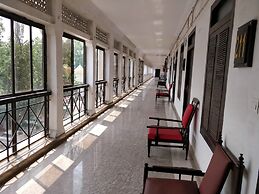 Central Hotel