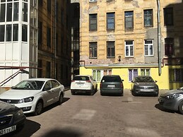 Studio apartment on Chapygina