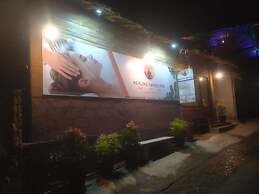 Nature Mount Pavilion Ella