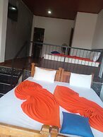 Nature Mount Pavilion Ella