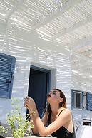 OW Andros - Luxury Suites