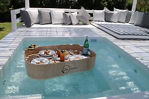 OW Andros - Luxury Suites