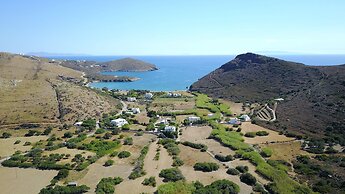 OW Andros - Luxury Suites