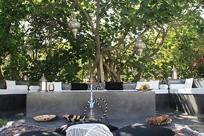 OW Andros - Luxury Suites